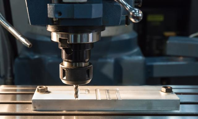 選擇雕刻機主軸要點，怎么判斷數控雕刻機適用主軸？